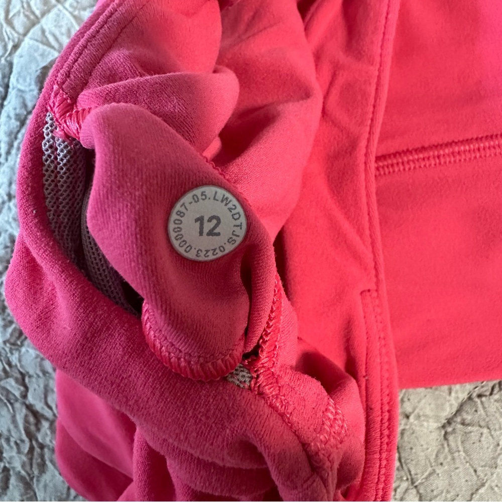 Lululemon  hot pink sports bra - Picture 3 of 3